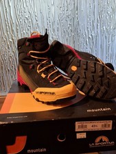 La Sportiva Aequilibrium ST