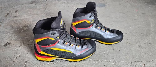 Scarpa trekking sportiva - scarpa, la